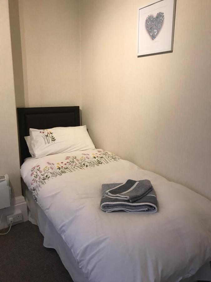 Parade Holiday Apartments *